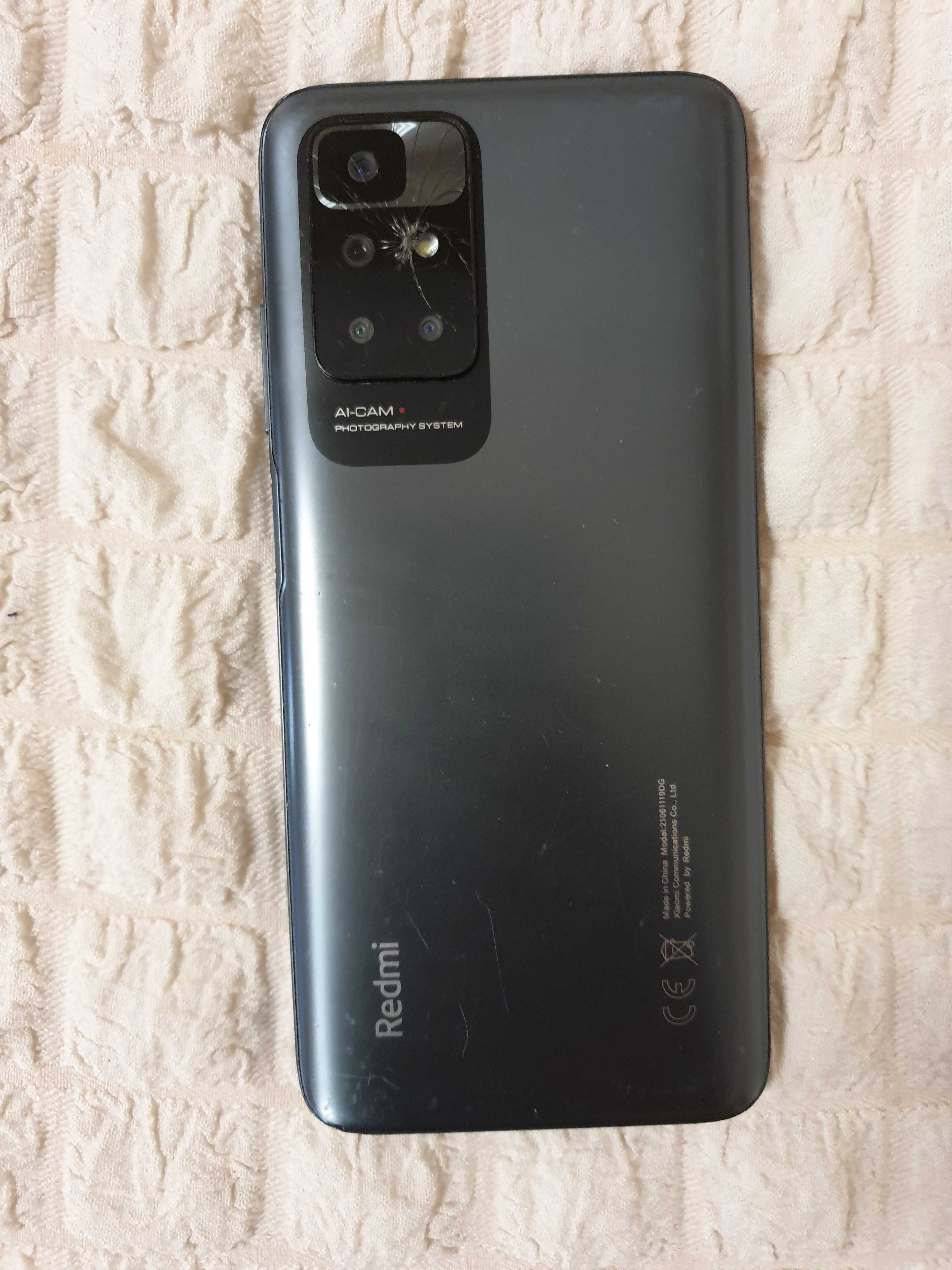 Продавам смартфон Хiaomi Redmi 10 в много добро състояние