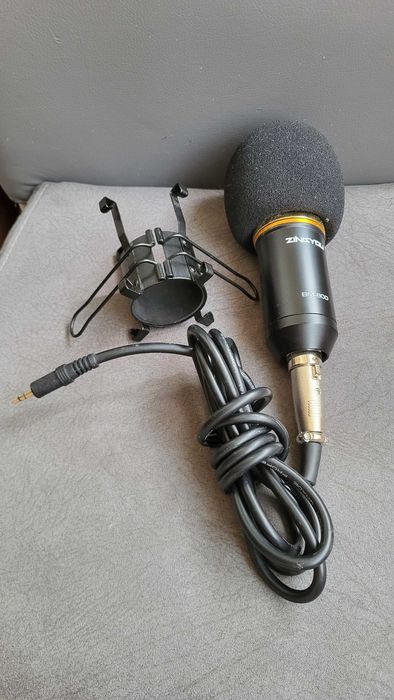 ZINGYOU Microphone  BM-800 se vinde cum se vede