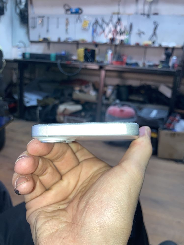 Iphone 16 продам в идеальном состояний
