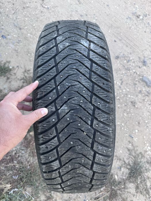 Yokohama Ice Guard IG65 225/60 R17 103T с шипами