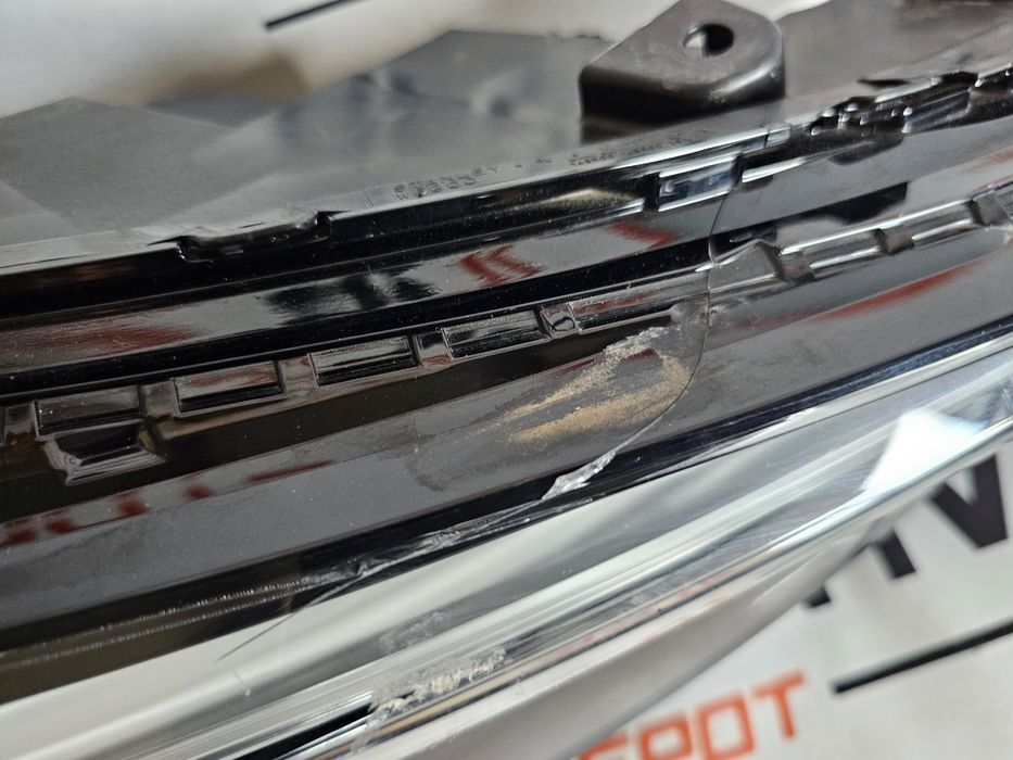 Far dreapta led Honda HRV HR-V dupa 2021