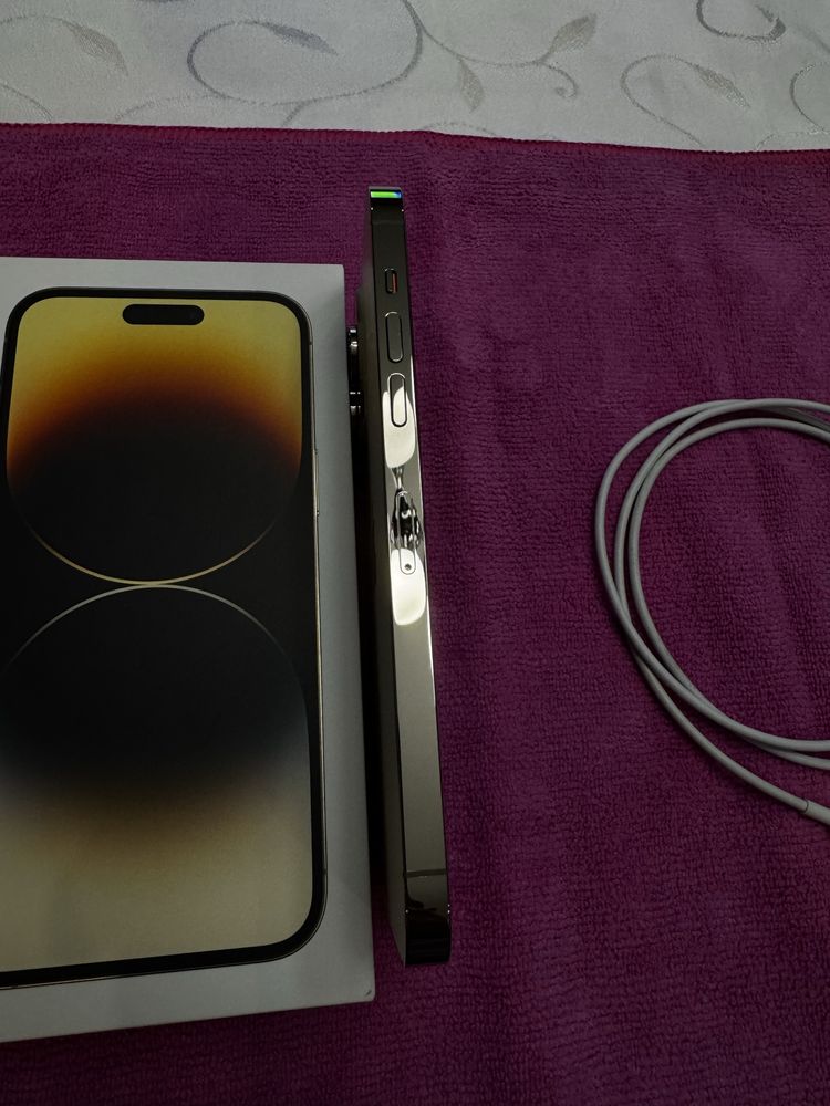 iPhone 14 Pro Max Gold - Като Нов