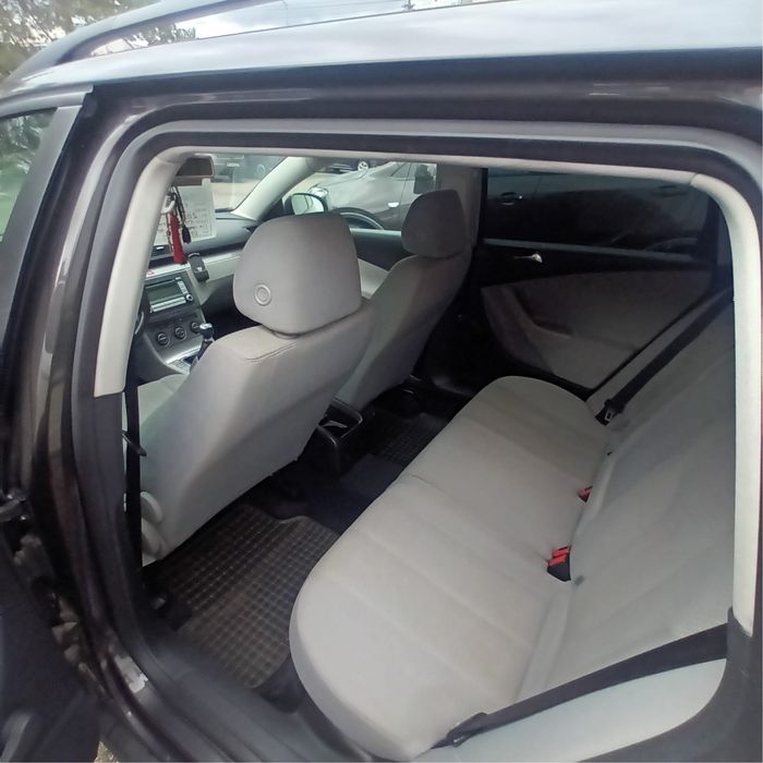 se vinde passat b6