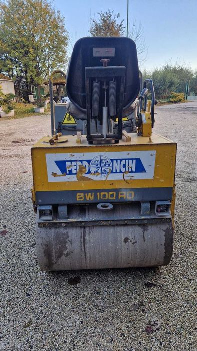 Vand cilidru compactor, BOMAG BW 100 AD