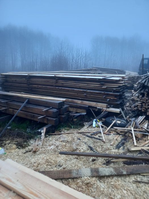 Cherestea, Grinzi, Corni rășinoase