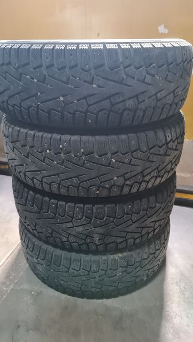 Зимнияя шипованная резина Pirelllli Ice Zero 205/55 R17 RUN FLAT