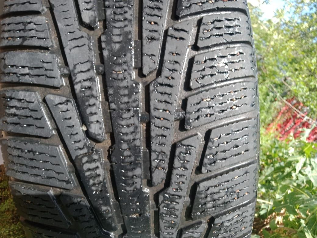 Nokian Hakkapellita R17 шины