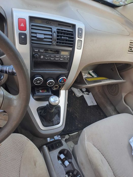 dezmembrez hyundai tucson 2008 diesel