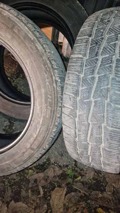 Зимни гуми 215/60/17С подсилени с товарен индескс