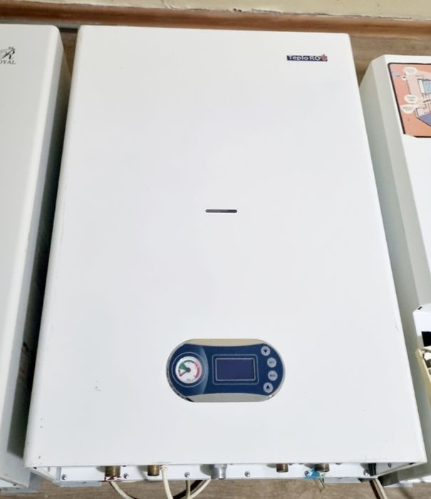 Продам газовый котел Теплорос на 360 квадрат