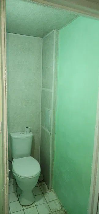 Срочно продаётся квартира Юнусабад Бодомзор 2 ком 1 этаж(Бивший общеж)