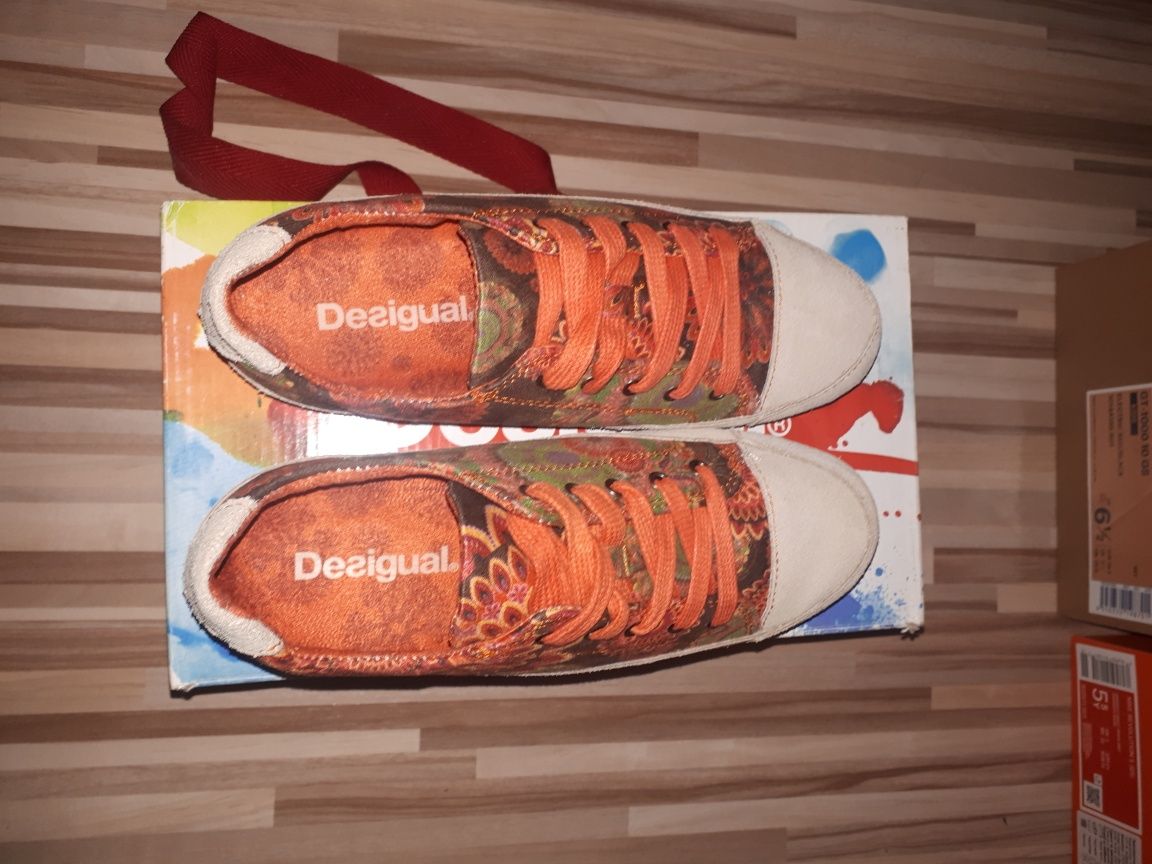 Дамски кецове-обувки Desigual-Десгуал 36н.