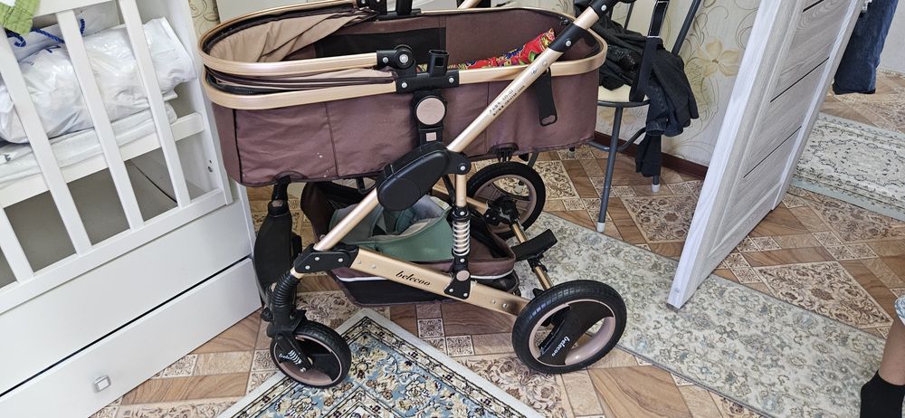 Коляска детская . За 20000 тг