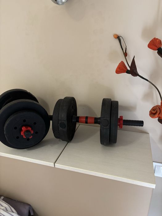 Продавам дъмбели нови 40 кг