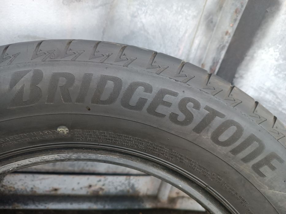 225/65/17 Bridgestone