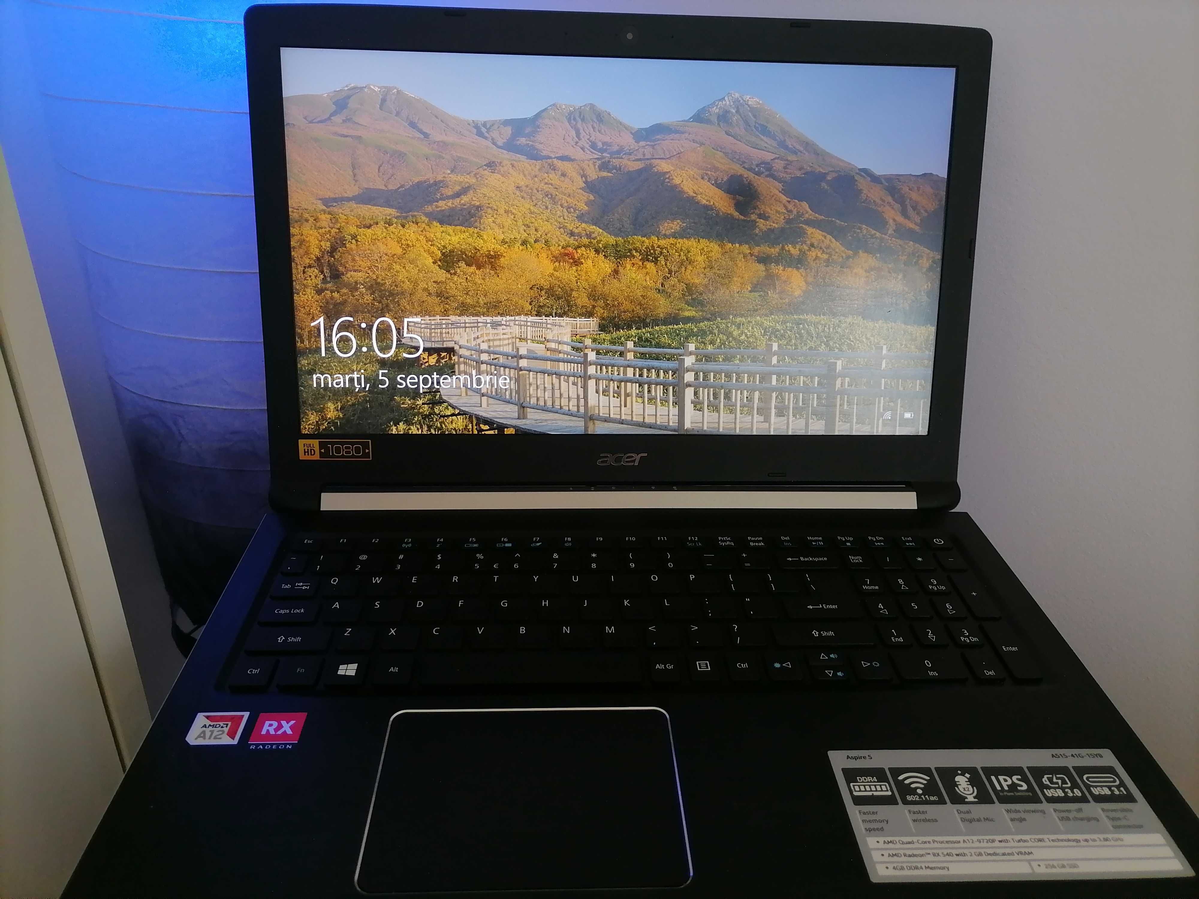 Laptop Acer 15.6'', full HD, 256GB, 4GB, NEGRU