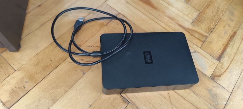 Външен твърд диск 1 TB