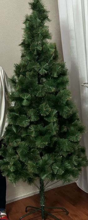 Продам новую елку