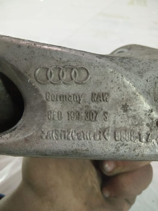 Suport motor 2.0 tdi bpw 8e0199307s Audi A4 B7  [din 2004 pana  2008]