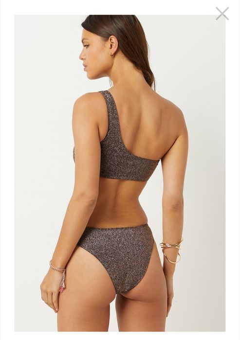 Цял бански на Etam