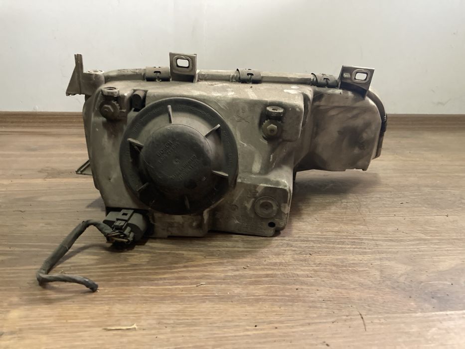 Ляв фар за Ford Galaxy / Форд Галакси 1999г