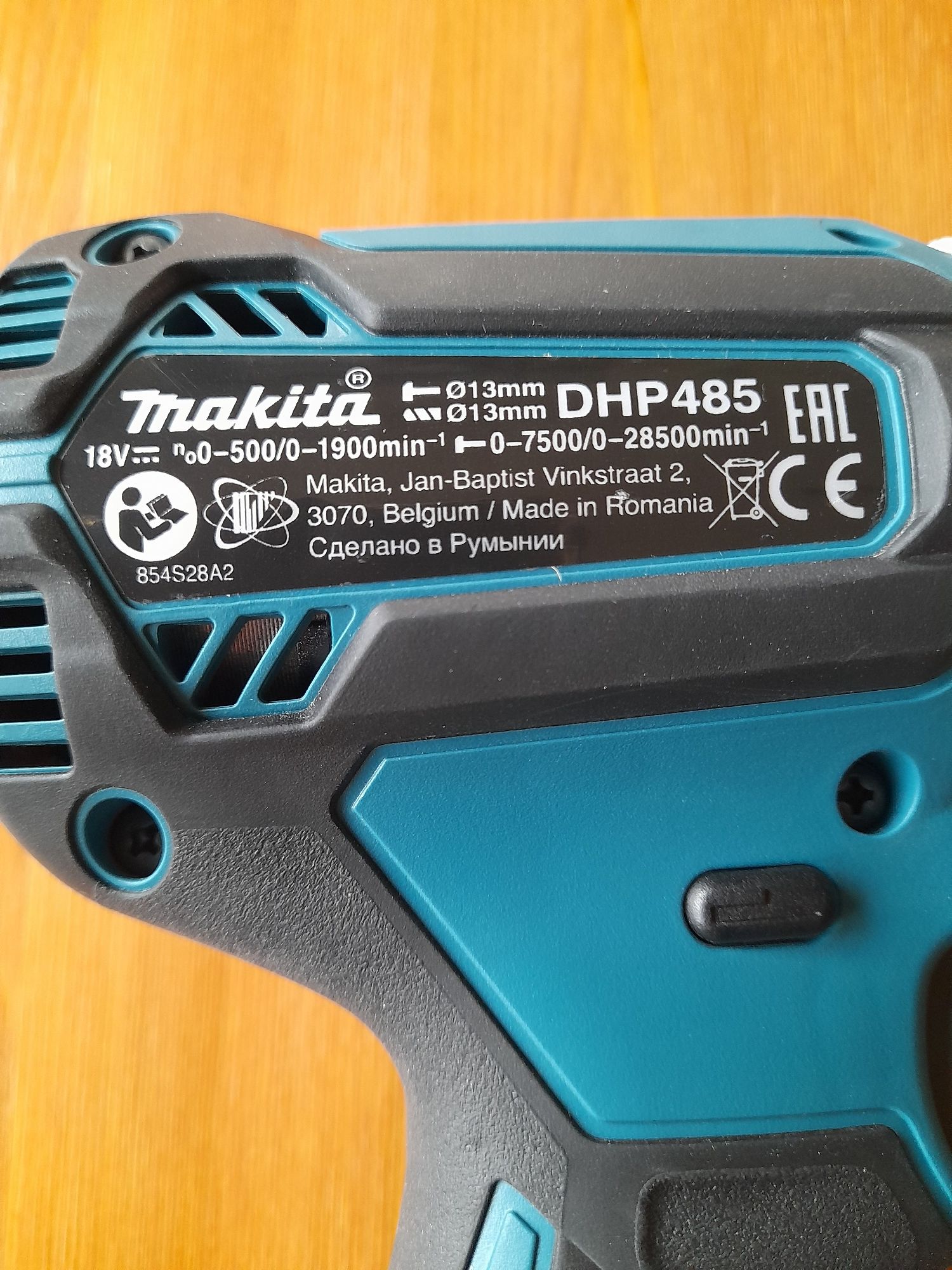 Makita DHP485 masina de gaurit si insurubat cu percutie