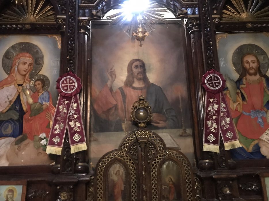 Църковна бродерия по поръчка