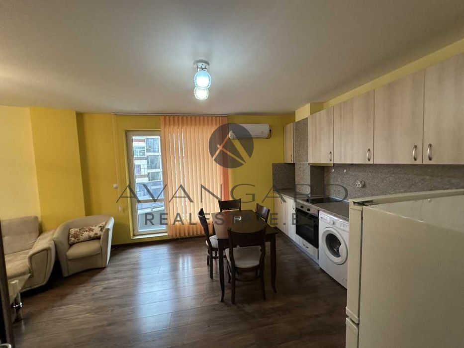 Продава се Тристаен апартамент в Пловдив, Център - 85 кв.м за 3000 €/кв.м - Снимка #4