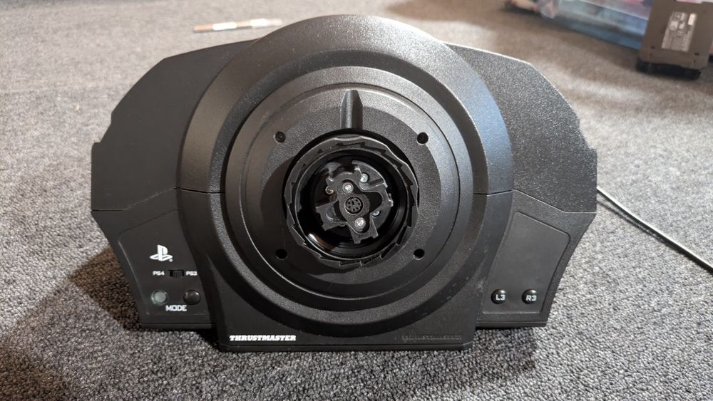 Thrustmaster t300rs baza volan