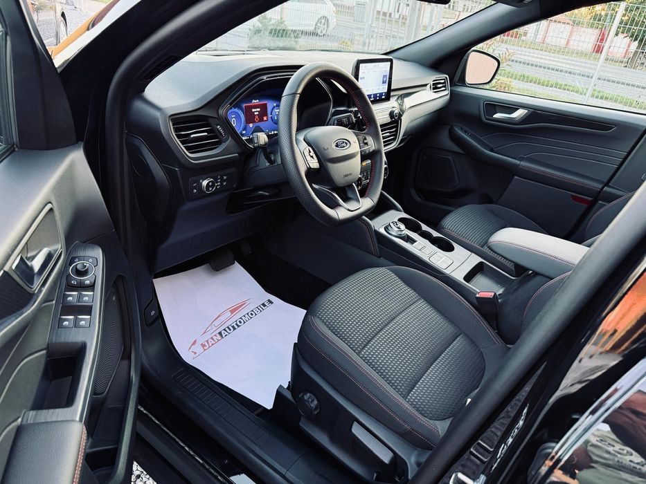 Ford Kuga 2,5 PLUG IN HYBRID