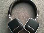 Casti Harman Kardon Soho Wireless functionale.