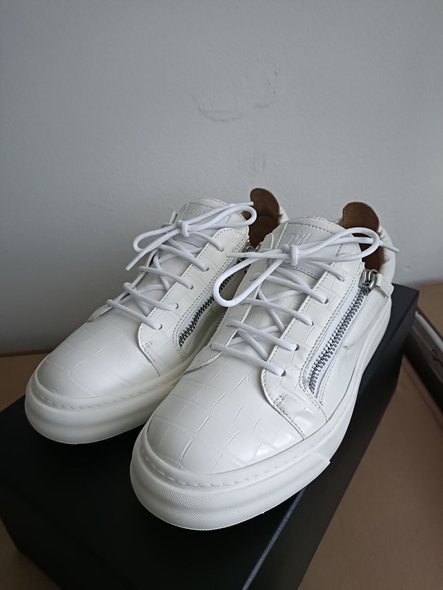 Сникърси Giuseppe Zanotti номер 40-41 код 7А