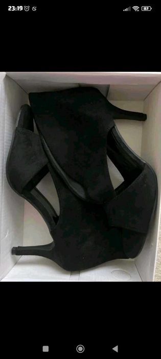 Sandale de ocazie NOI m 38