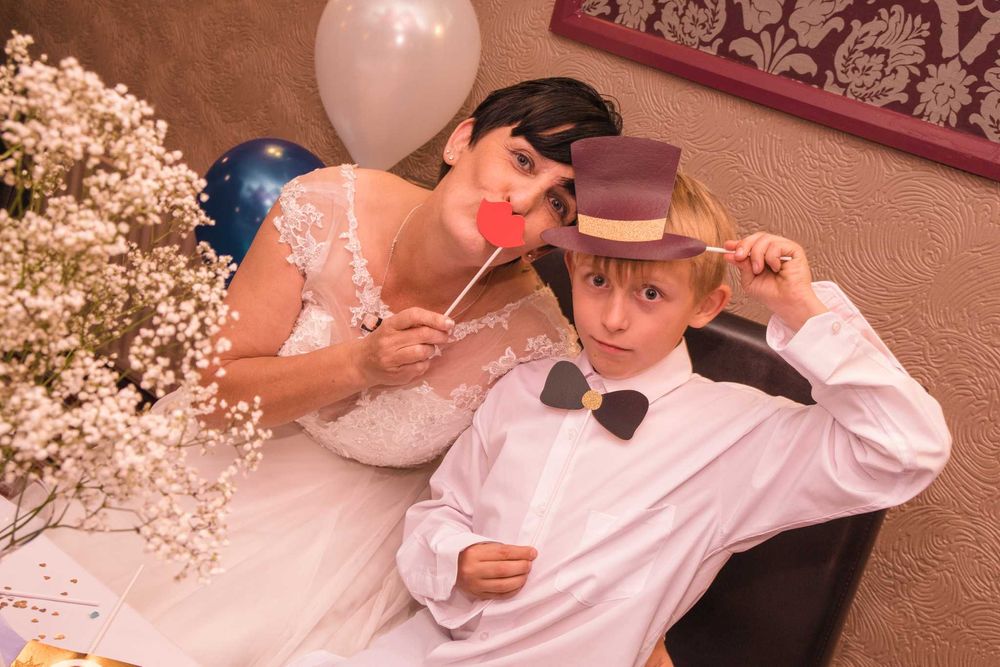 Servicii foto la 120 lei, fotograf nuntă, botez, cununie, stare civilă