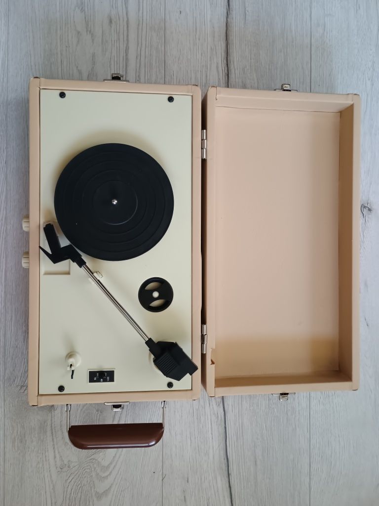 Pick-up turntable Crosley CR40 + vinil