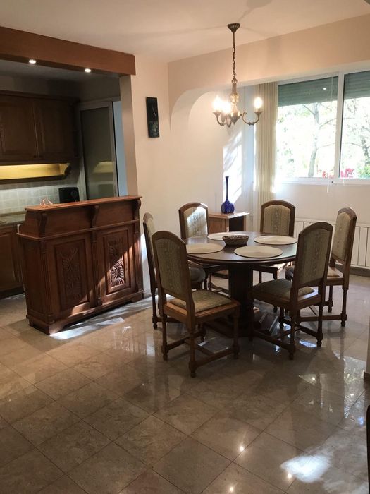 Дава се под наем Тристаен апартамент в Пловдив, Център - 100 кв.м за 700 € - Снимка #2