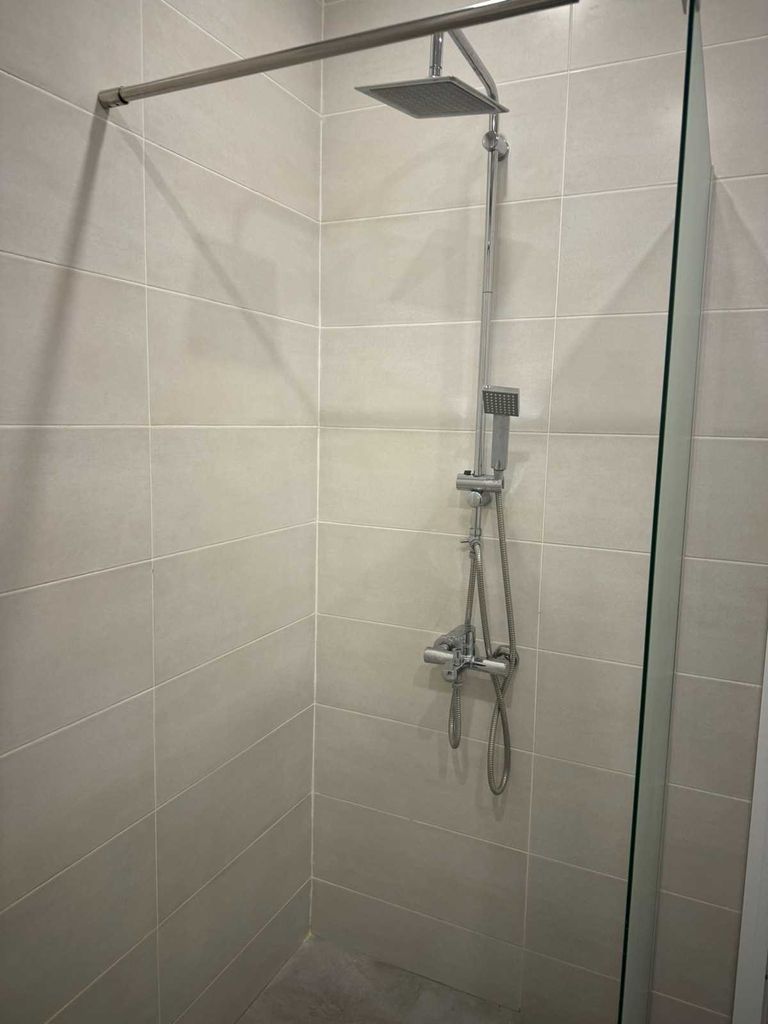 Дава се под наем Двустаен апартамент в Бургас, Славейков - 80 кв.м за 600 € - Снимка #7