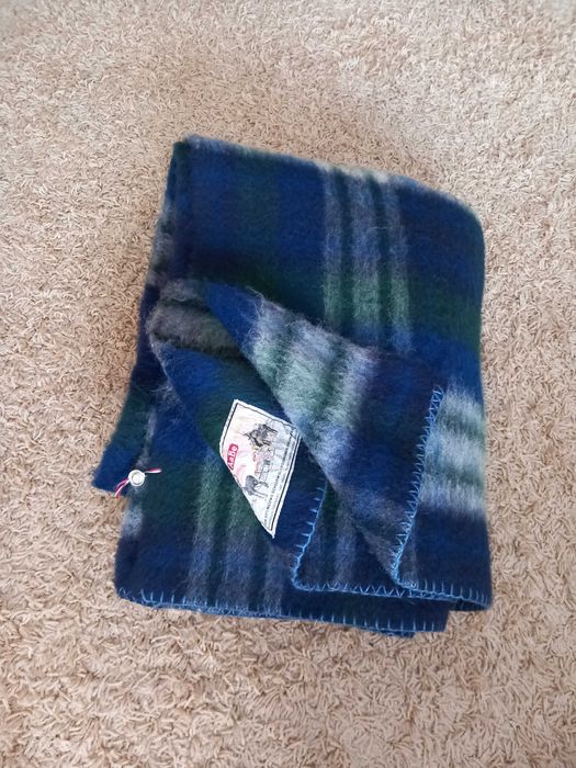 Pătură din 100% LÂNĂ de oaie 150/200