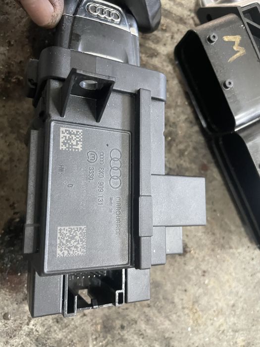 Contact + cheie Audi A4 A5 b8 2008+