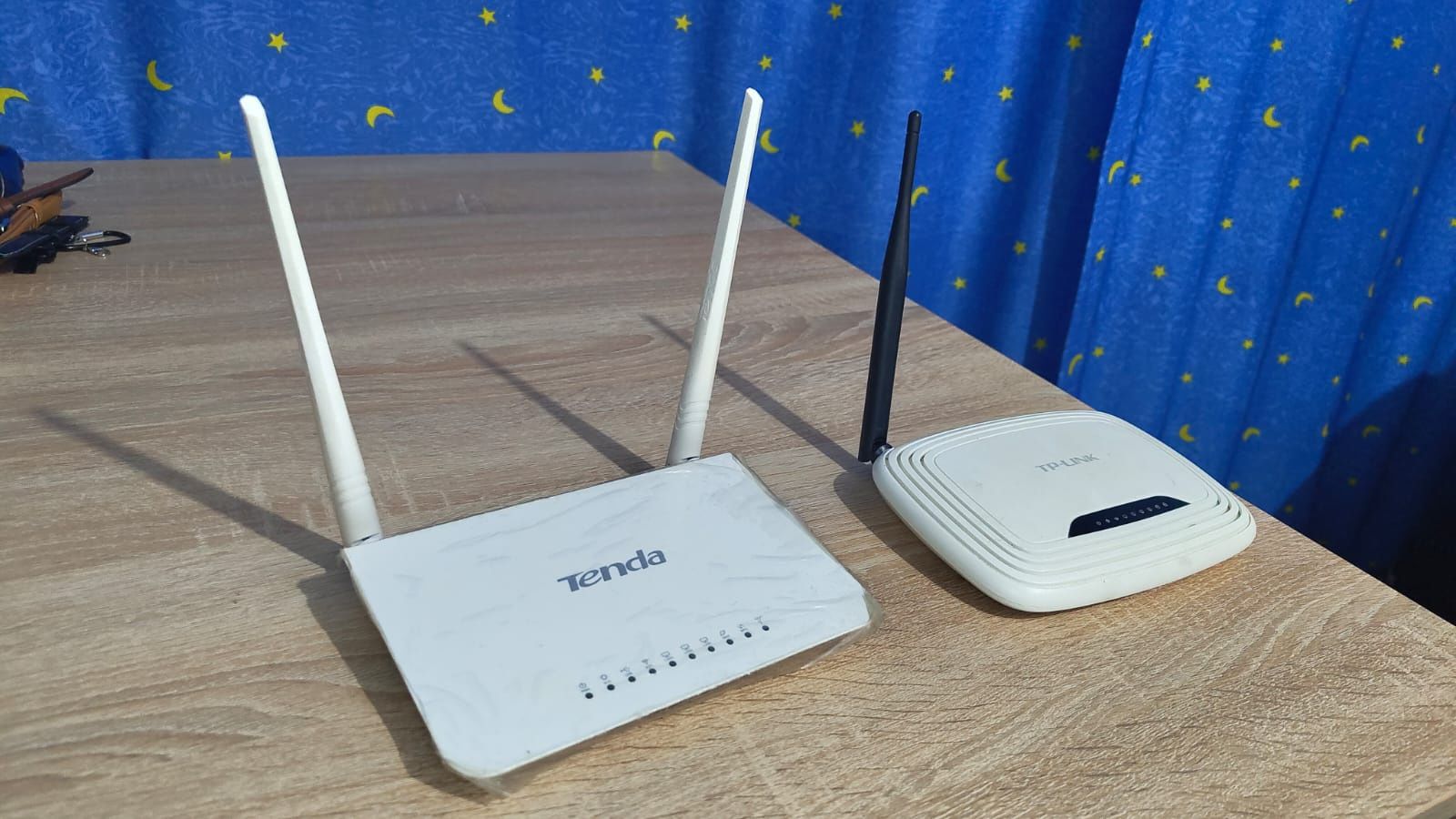 Продается Wi-Fi роутеры Tenda и TP-Link