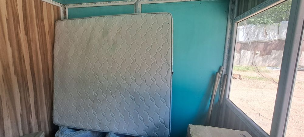 Продам матрац срочно