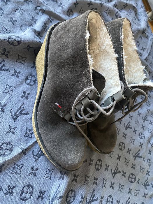 Ghete Tomy Hilfiger blanite