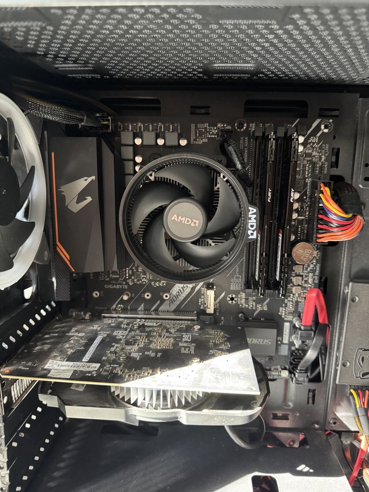 ryzen 5 5600x full box + placa de baza aorus b550M elite