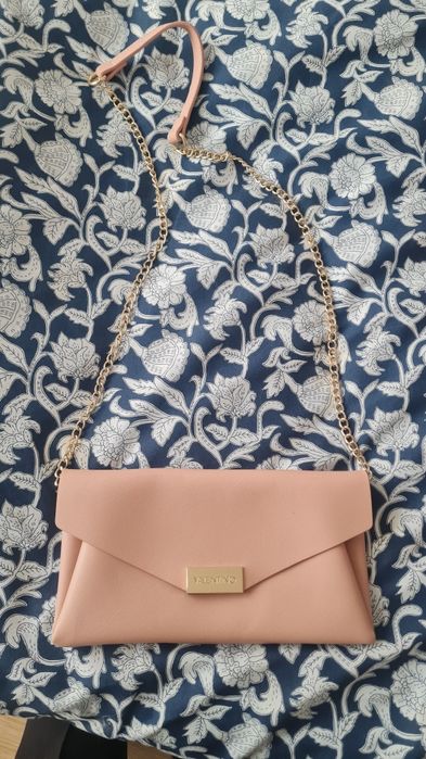 Vand ceas Fossil,Michael Kors si Geanta Valentino.