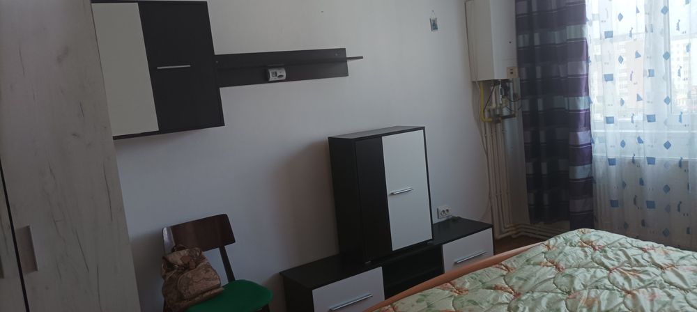 Închiriez garsonieră Zona Centrala Bloc Turn Unic 210