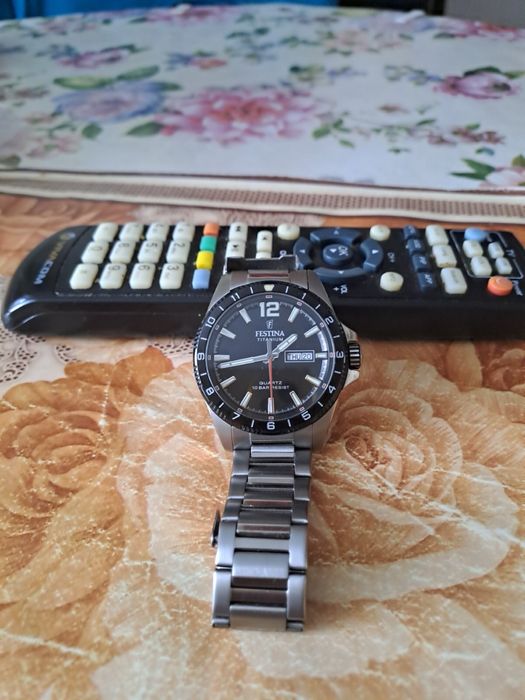 Часовници Festina, Q&Q и Orient