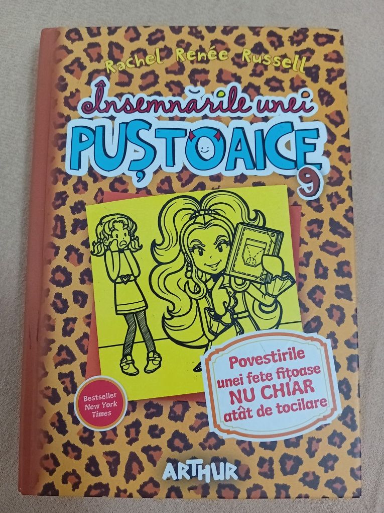 Insemnarile unei pustoaice vol.9 de Rachel Renée Russell