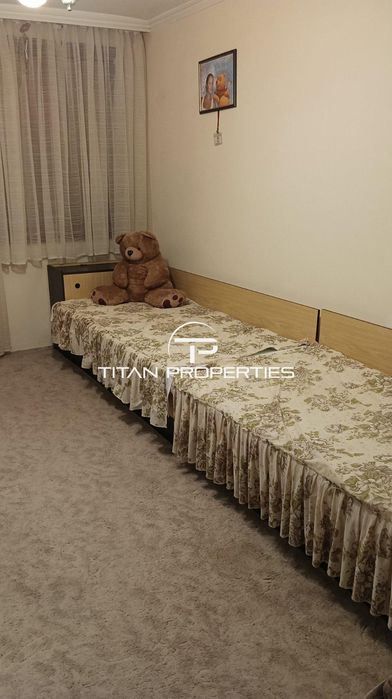 Дава се под наем Четиристаен апартамент в Бургас, Възраждане - 110 кв.м за 433.5 € - Снимка #2