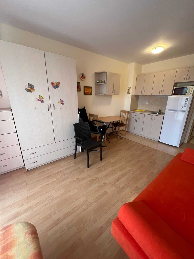Продава се Едностаен апартамент в к.к. Слънчев бряг - 40 кв.м за 1100 €/кв.м - Снимка #4