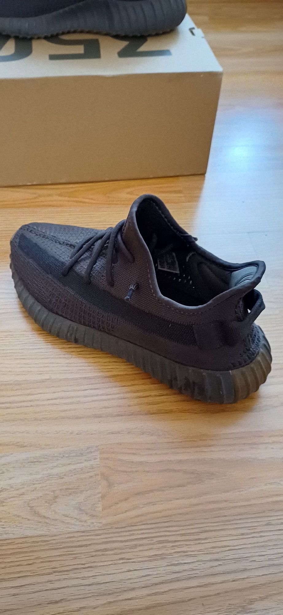 Yeezy 350  43 номер